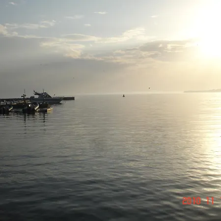 Vp Panorama Beach Vigo 네세부르